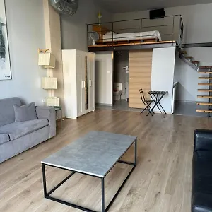 Thess Georgiou Katechaki 13 Apartament